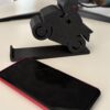 Motorrad Handyhalter rechte Seite mit liegenden Handy davor