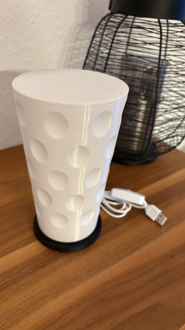 IMG_1188 Dubbeglas Tischlampe USB-Anschluss Sockel schwarz