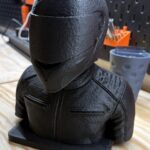 Motorrad Spardose Biker Büste mit Integralhelm und Lederjacke, schwarz
